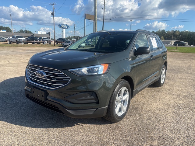 2022 Ford Edge SE photo 4