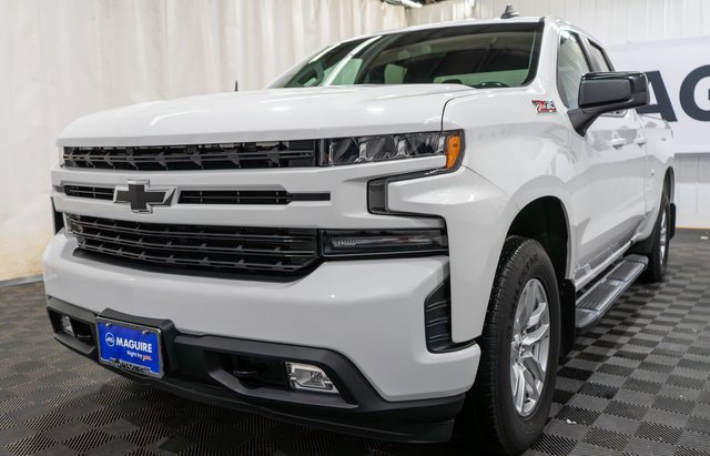 2019 Chevrolet Silverado 1500 RST photo 2