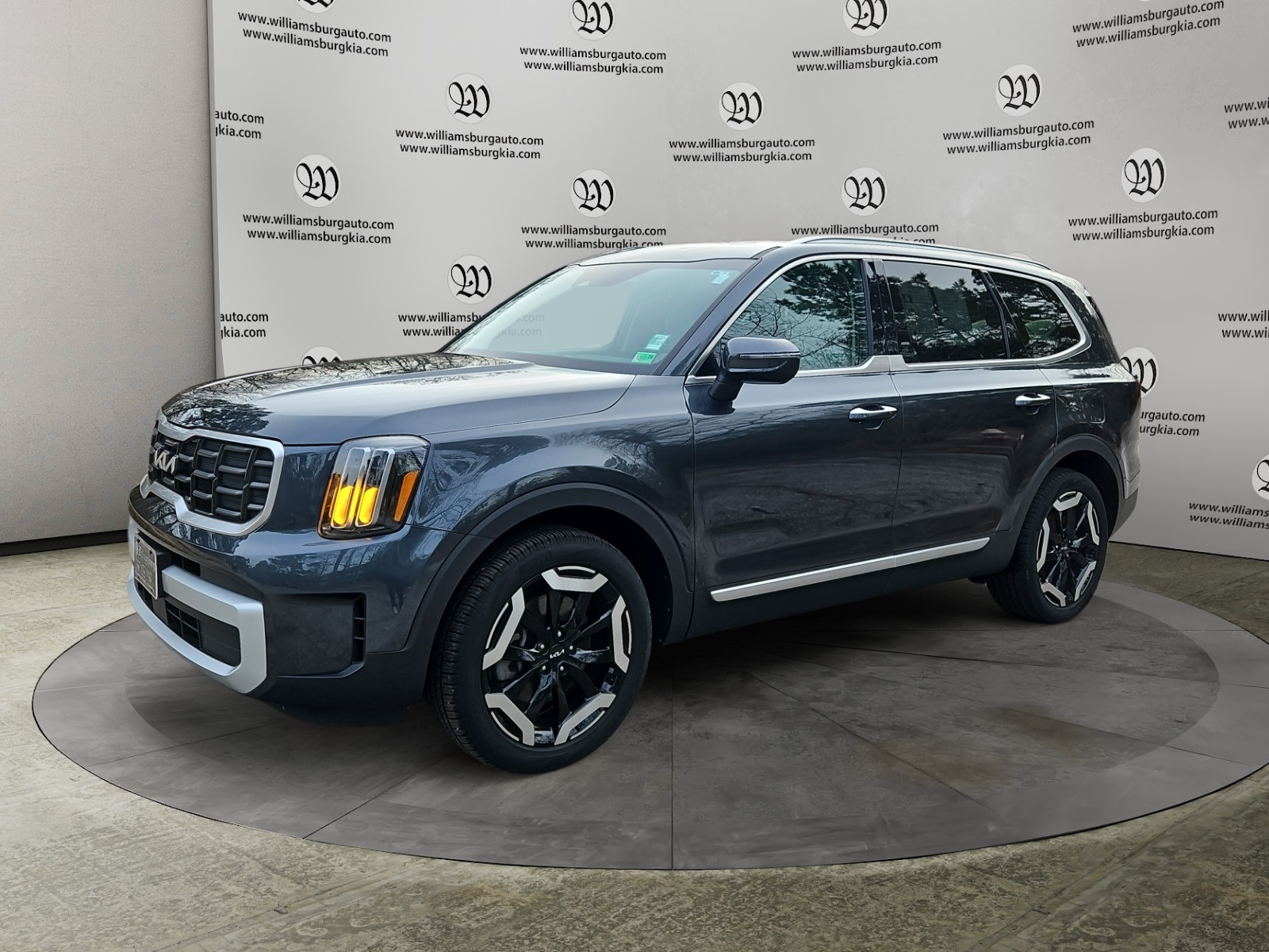 2024 Kia Telluride S's photo
