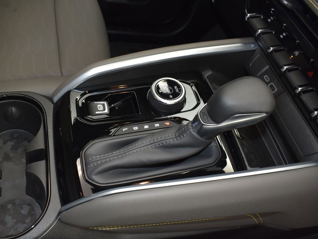 2025 Chevrolet Colorado ZR2 photo 28