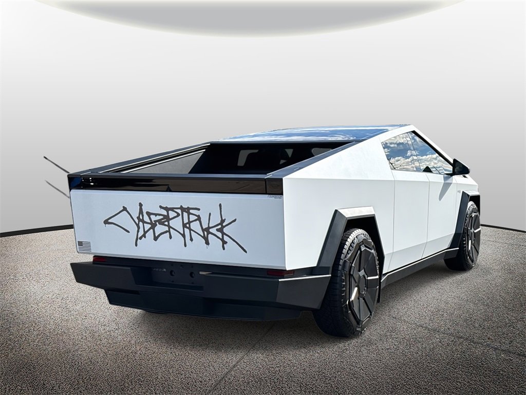 Used 2024 Tesla Cybertruck Base with VIN 7G2CEHED8RA024032 for sale in Chantilly, VA