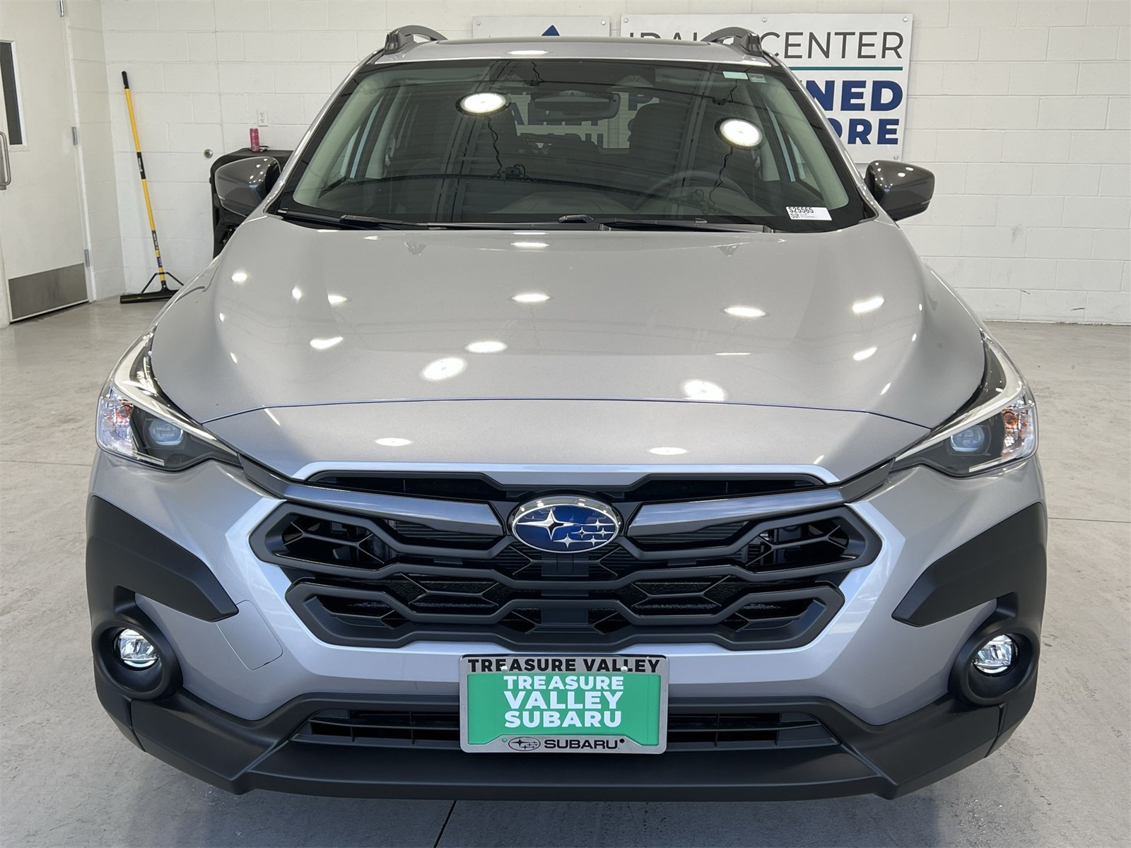 2025 Subaru Crosstrek Premium photo 3