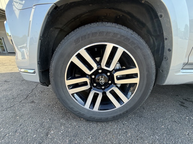 2023 Toyota 4Runner Limited photo 12