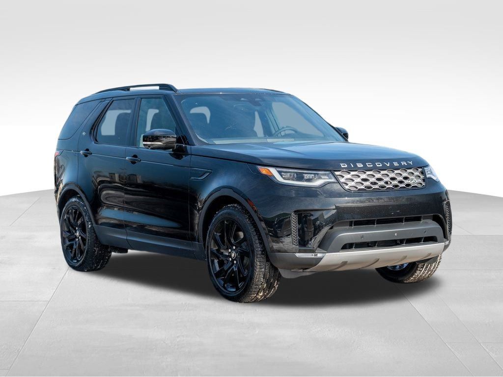 2025 Land Rover Discovery S photo 3
