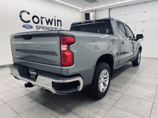 2019 Chevrolet Silverado 1500 LT photo 2