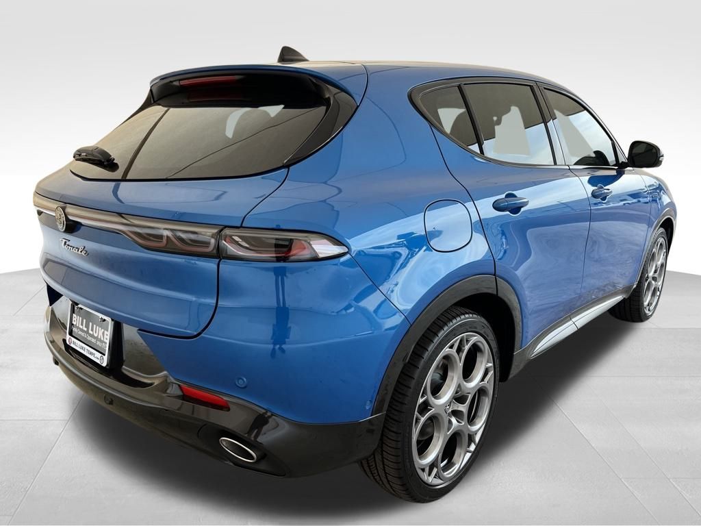2024 Alfa Romeo Tonale Veloce photo 2