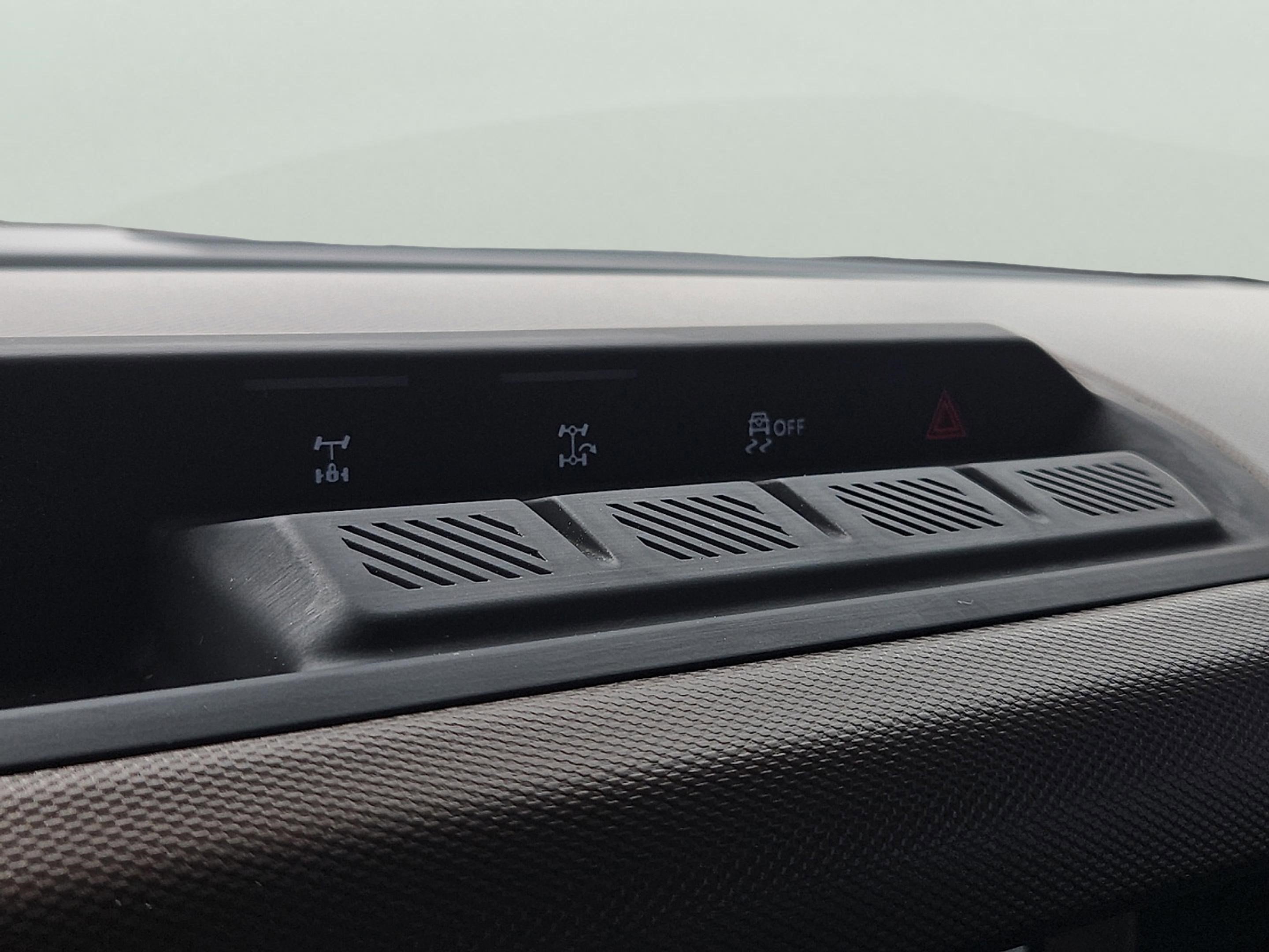 2022 Ford Bronco Outer Banks photo 30