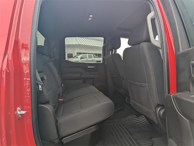 2023 Chevrolet Silverado 1500 Custom photo 14
