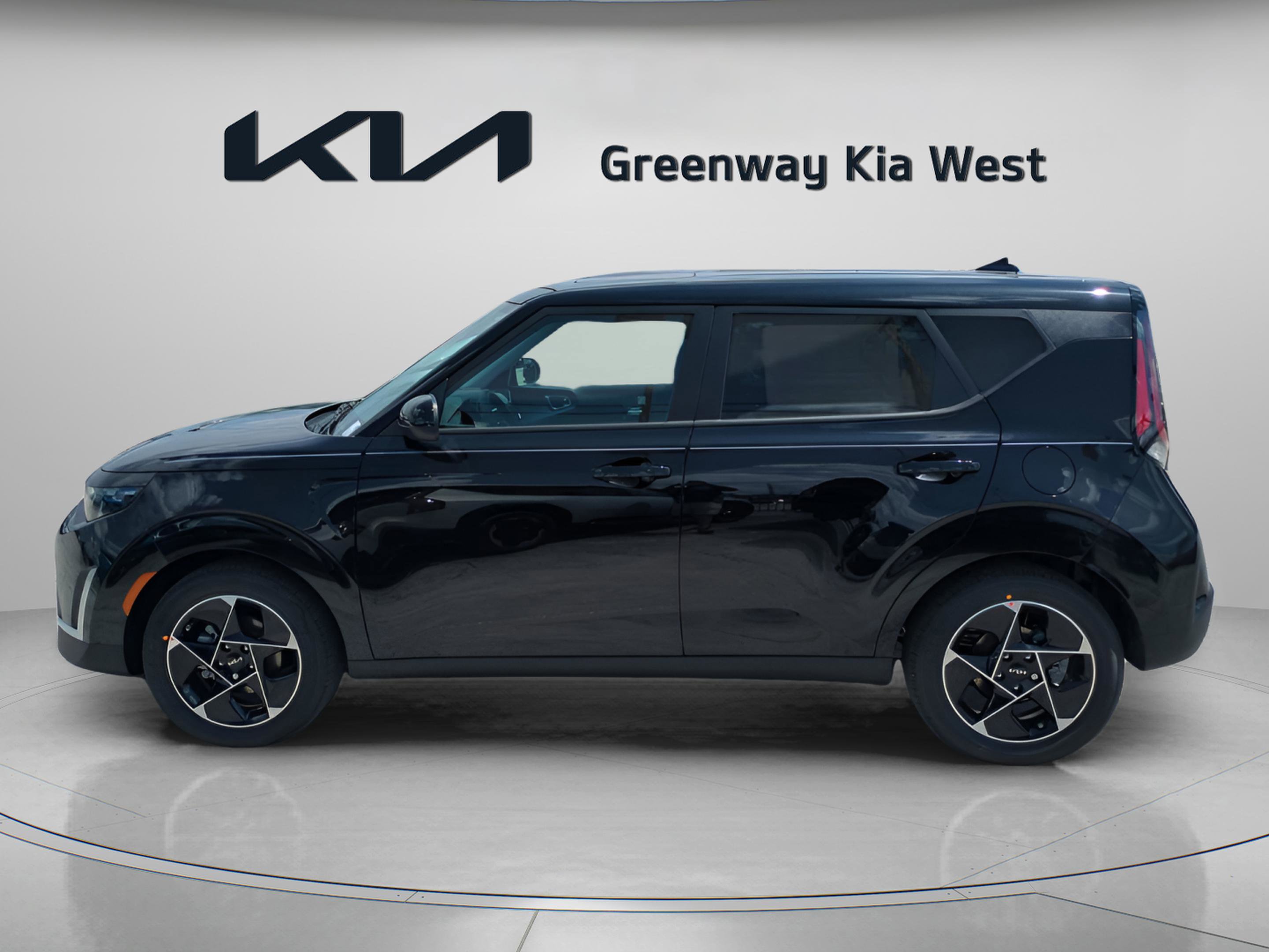 2025 Kia Soul EX photo 5