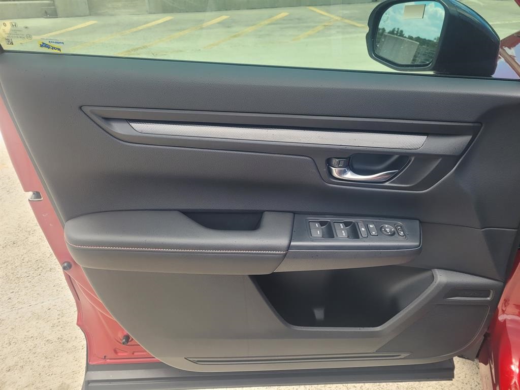 2026 Honda CR-V Hybrid Sport photo 15