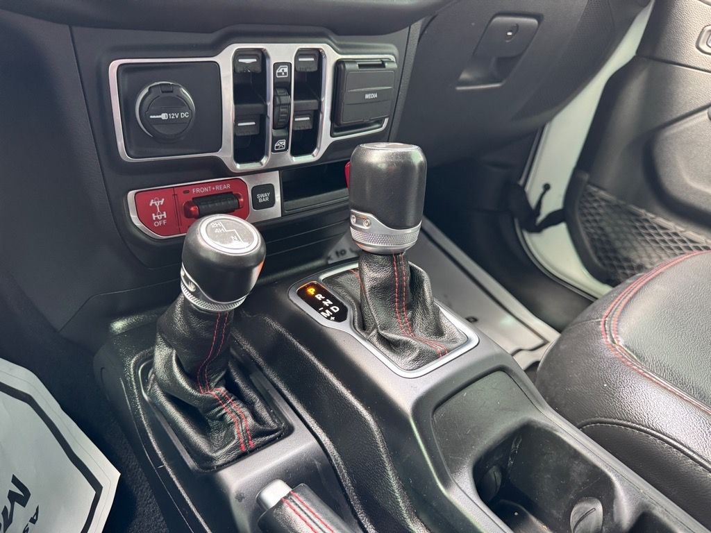 2020 Jeep Wrangler Unlimited Rubicon photo 17