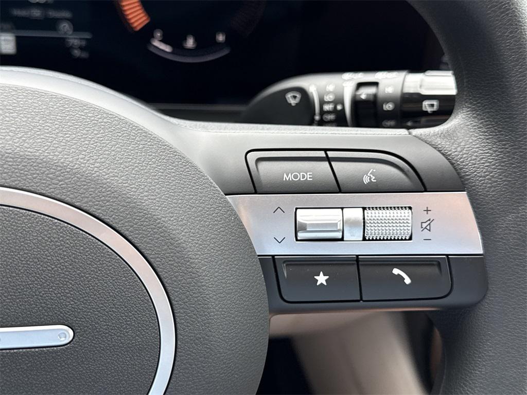 2026 Hyundai Tucson SEL photo 19