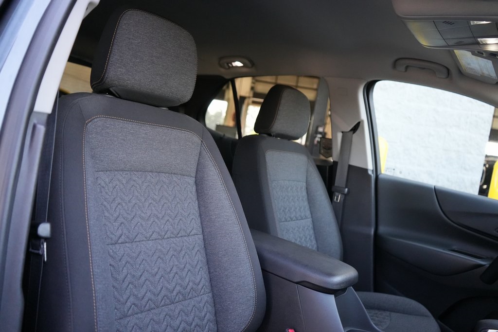 2023 Chevrolet Equinox LT photo 17