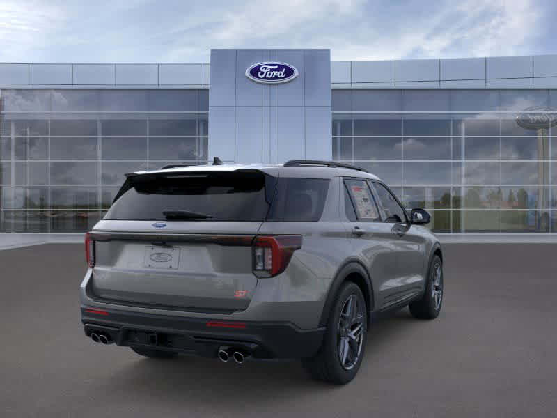 2025 Ford Explorer ST photo 3