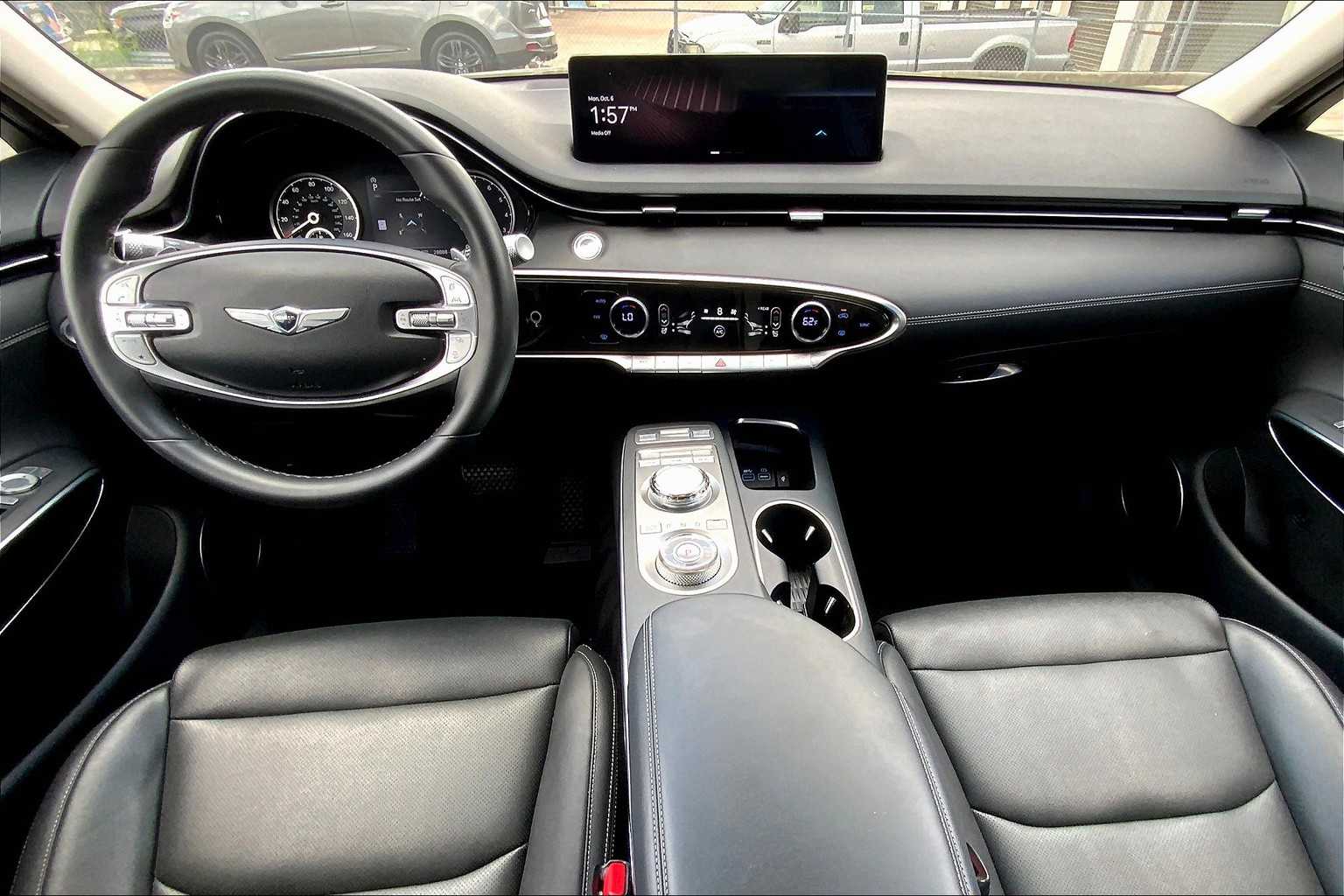 2025 Genesis GV70 2.5T photo 14