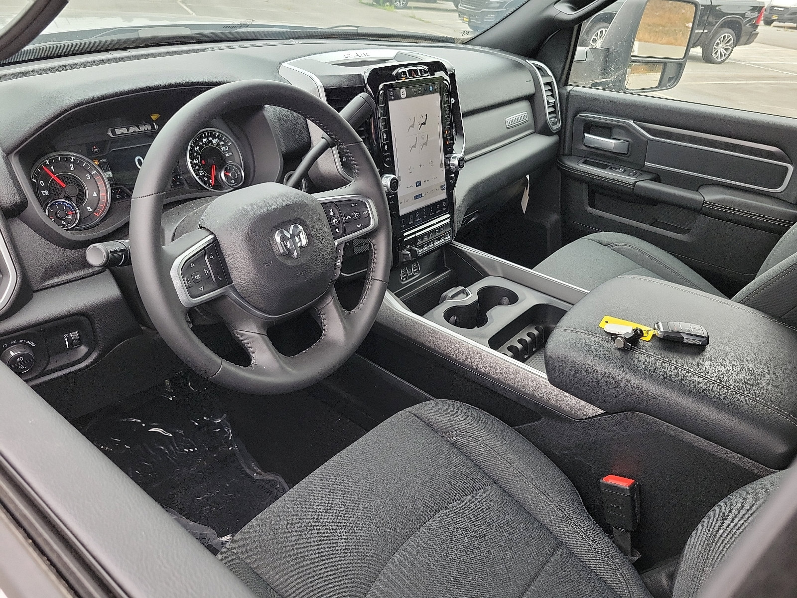 2024 Ram 2500 Big Horn photo 3