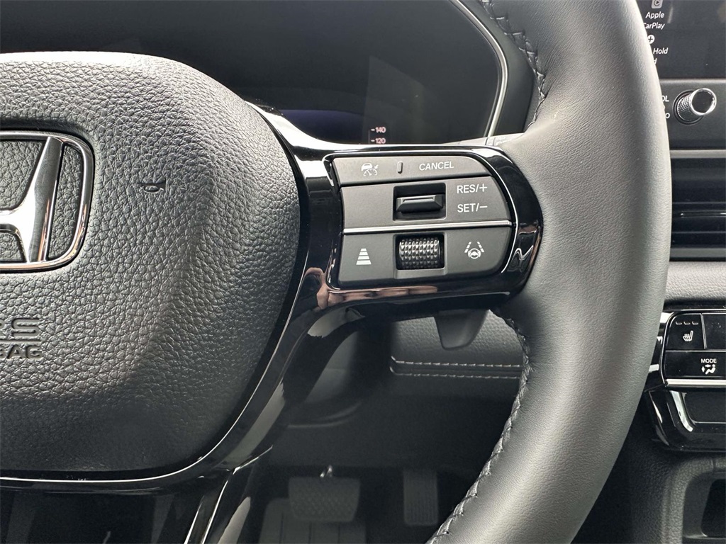 2026 Honda Passport photo 13