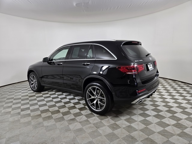 2022 Mercedes Benz GLC 300 4MATIC photo 4