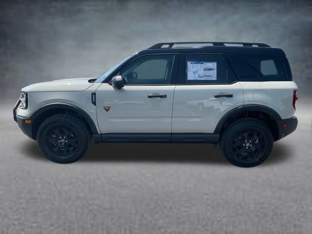 2025 Ford Bronco Sport Badlands photo 3