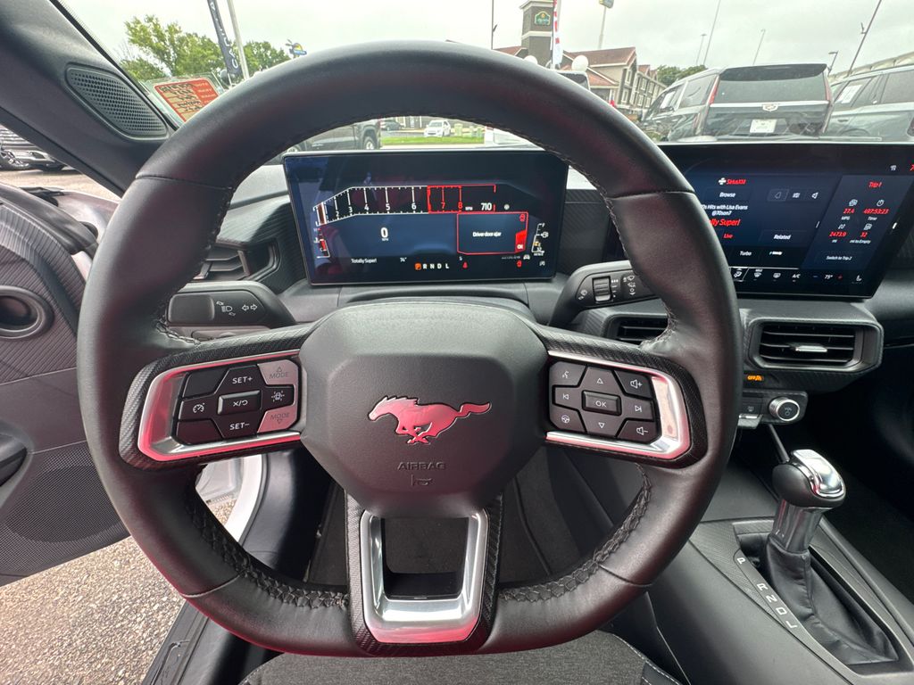 2024 Ford Mustang EcoBoost photo 18