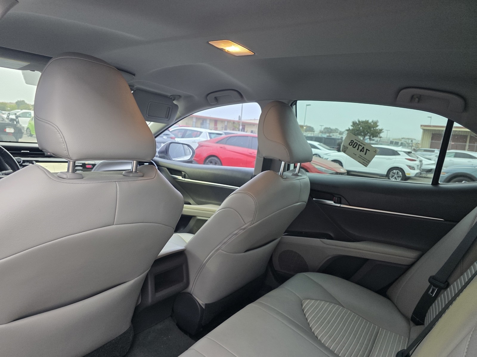 2019 Toyota Camry SE photo 15