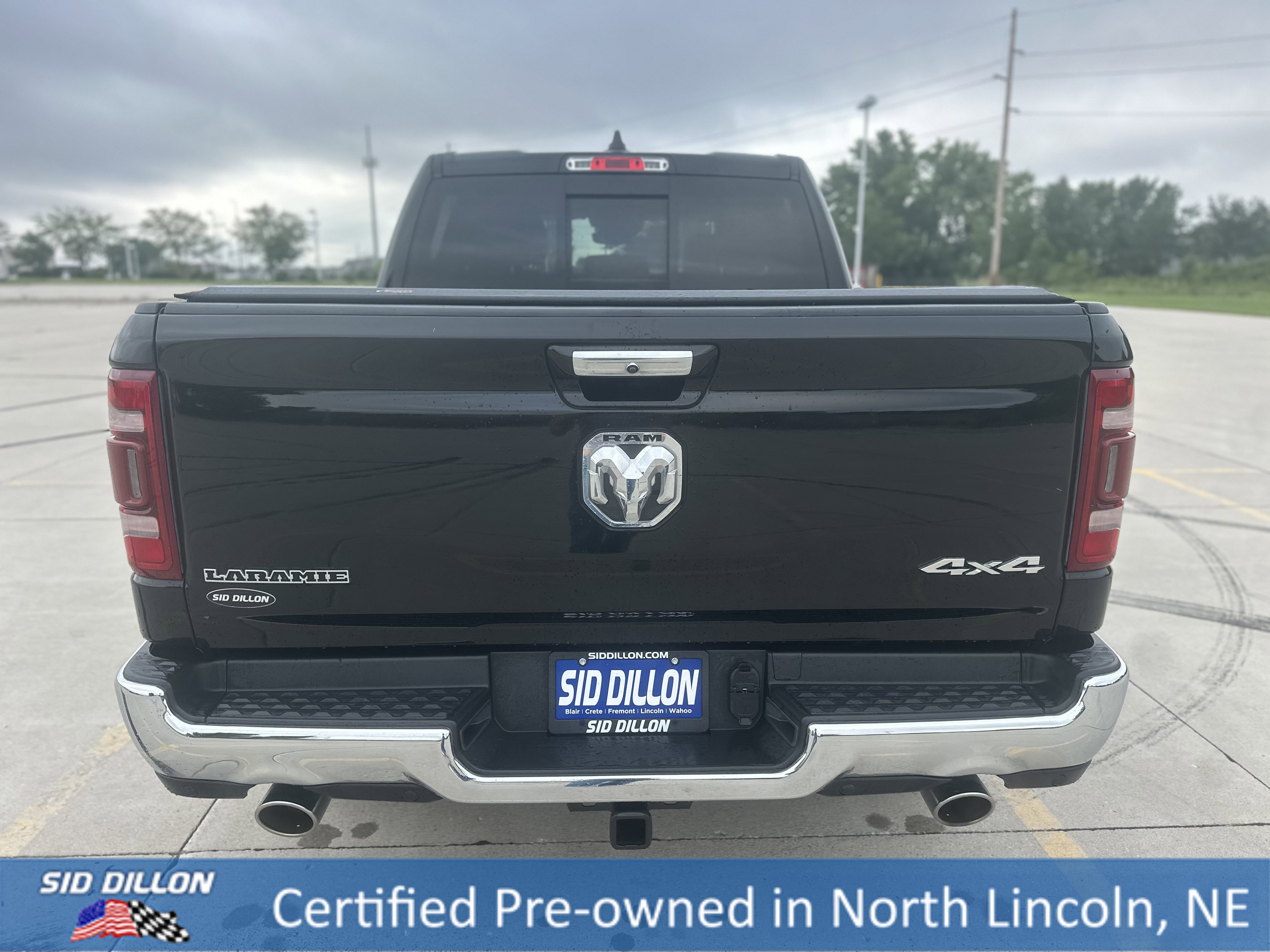 2021 Ram 1500 Laramie photo 2