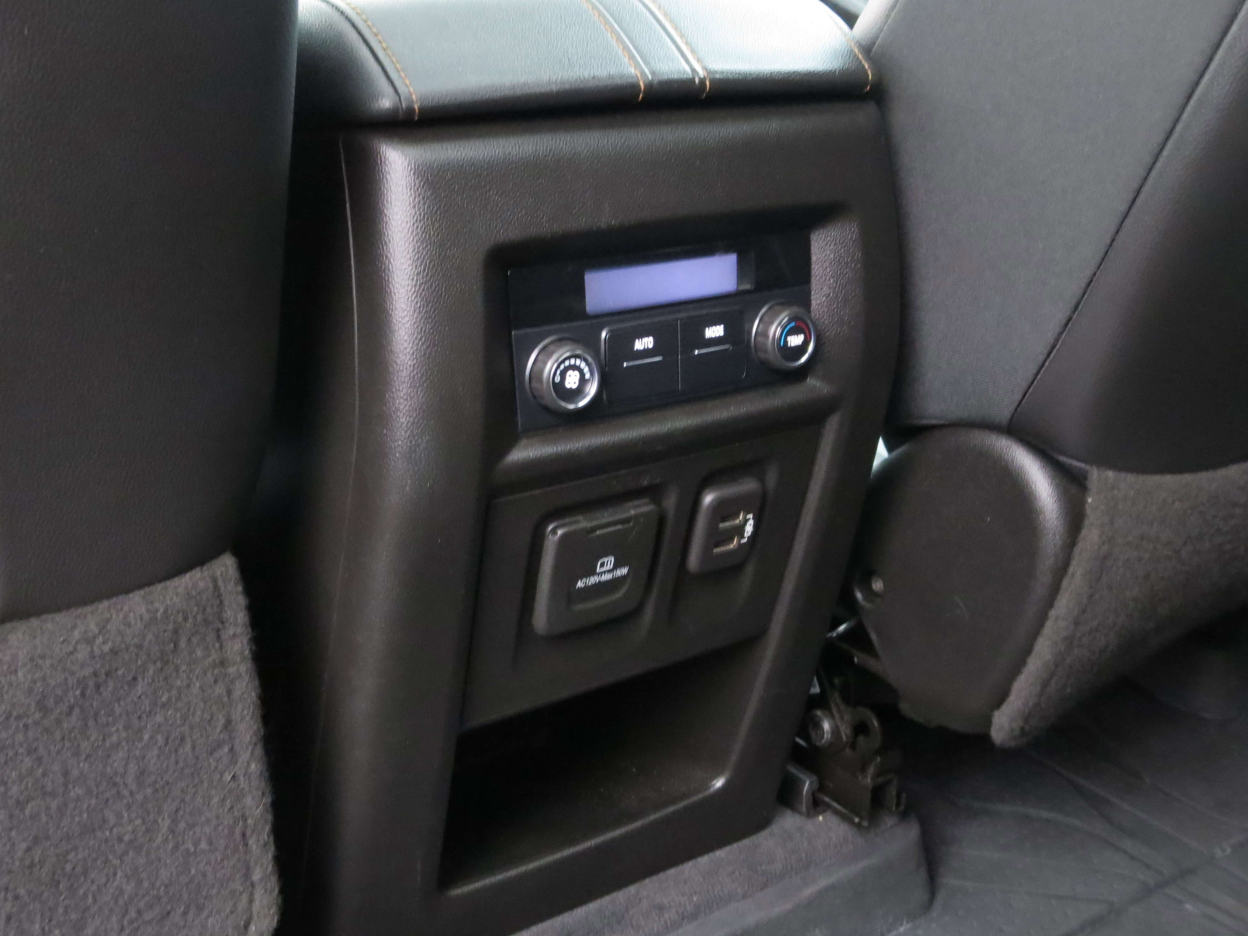 2021 Chevrolet Traverse RS photo 3