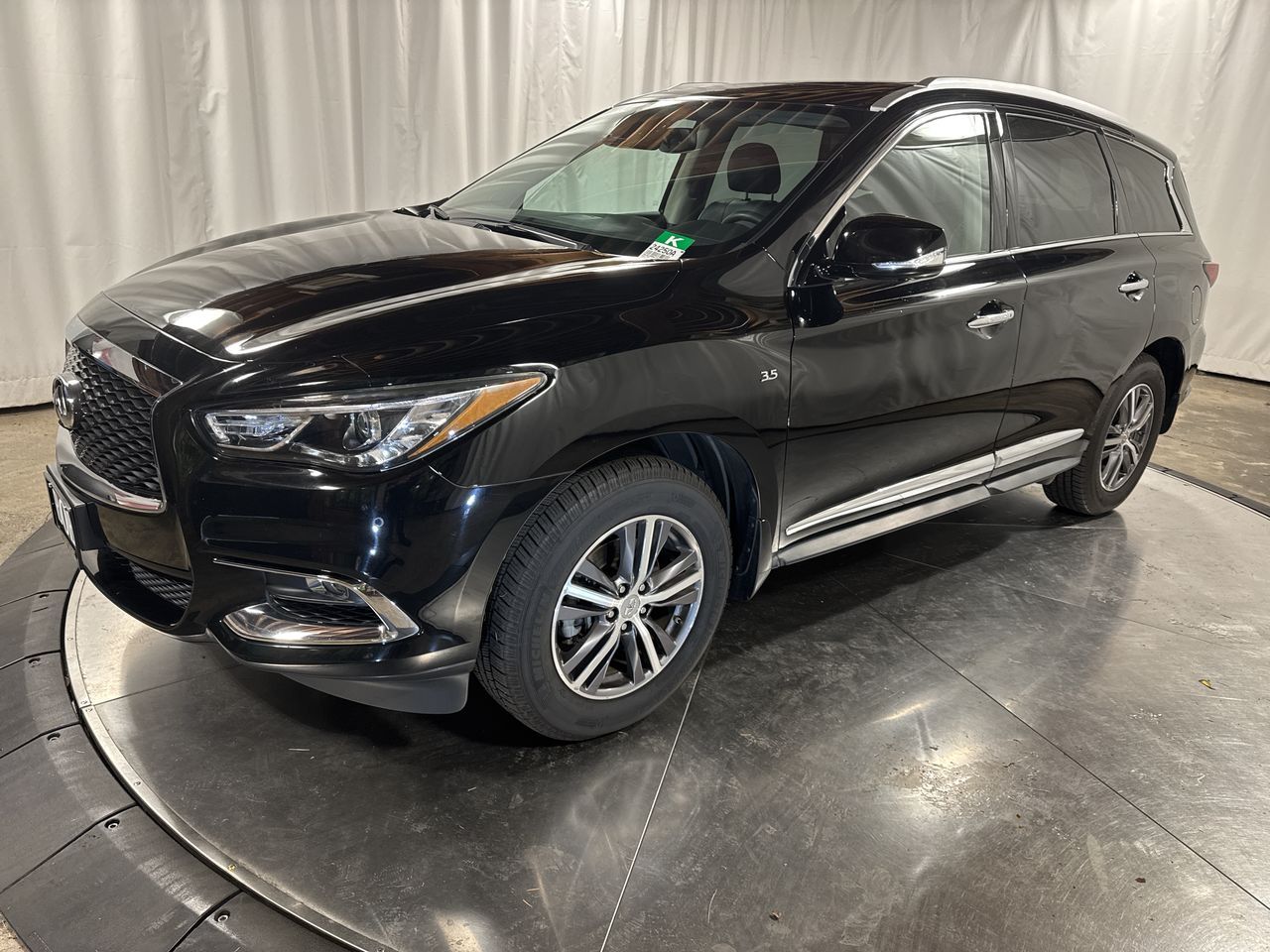 2019 INFINITI QX60 LUXE's photo