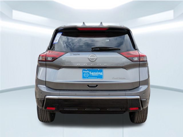 2025 Nissan Rogue Platinum photo 4