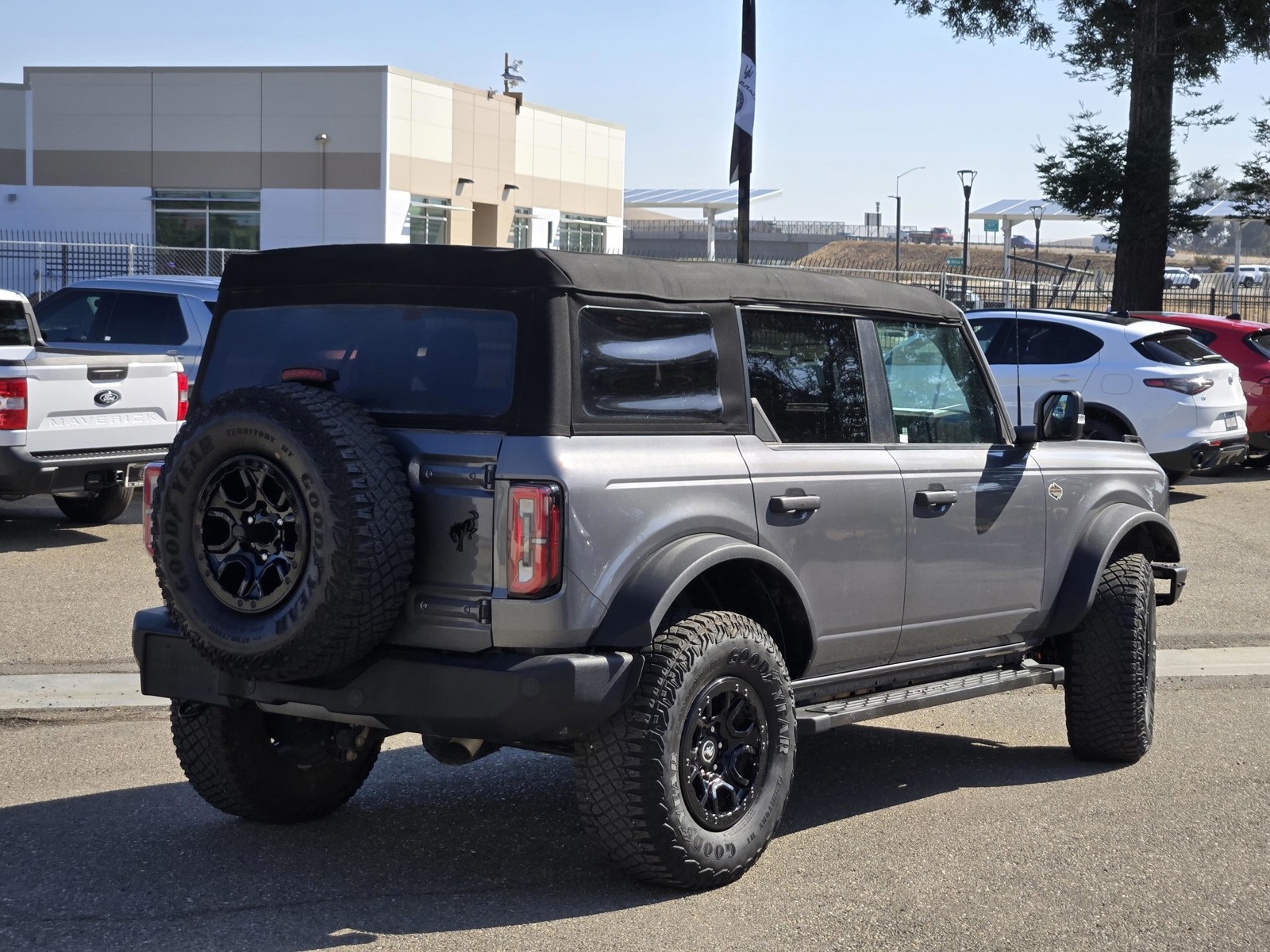 2023 Ford Bronco Wildtrak photo 4
