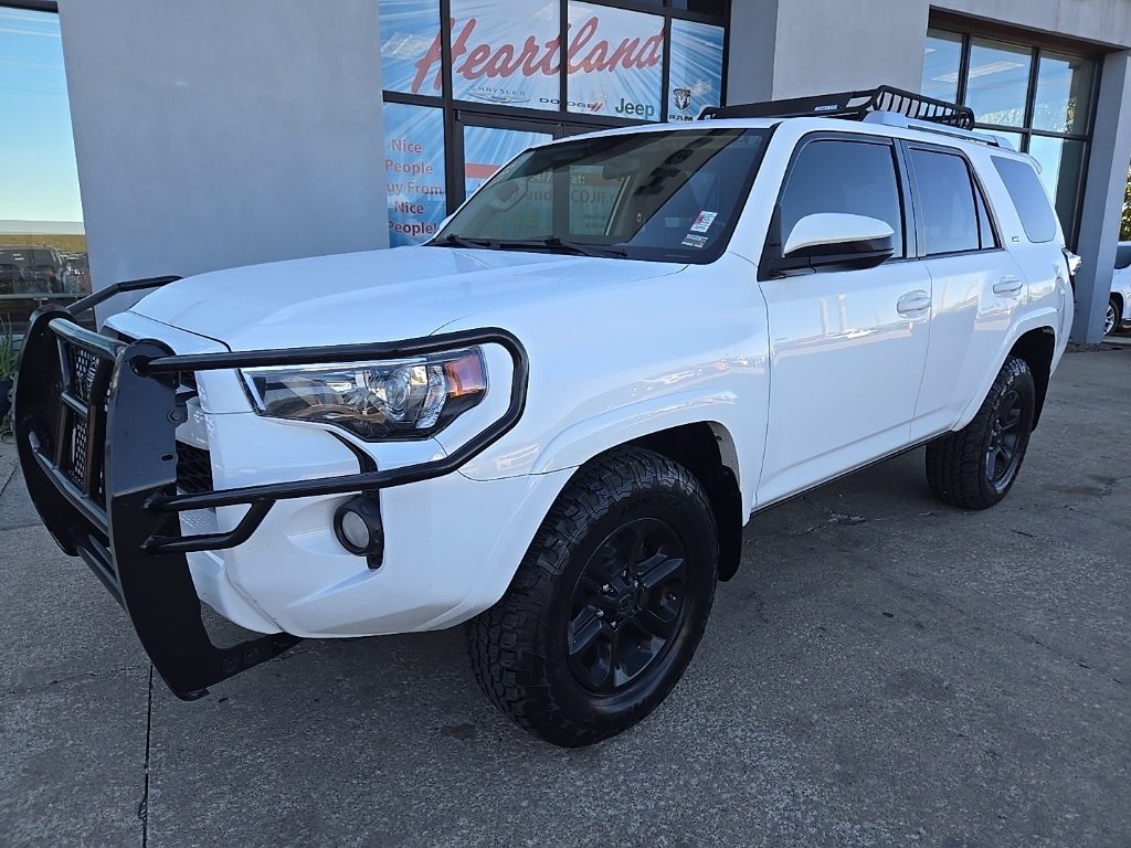 Used 2018 Toyota 4Runner SR5 with VIN JTEBU5JR5J5528026 for sale in Kansas City