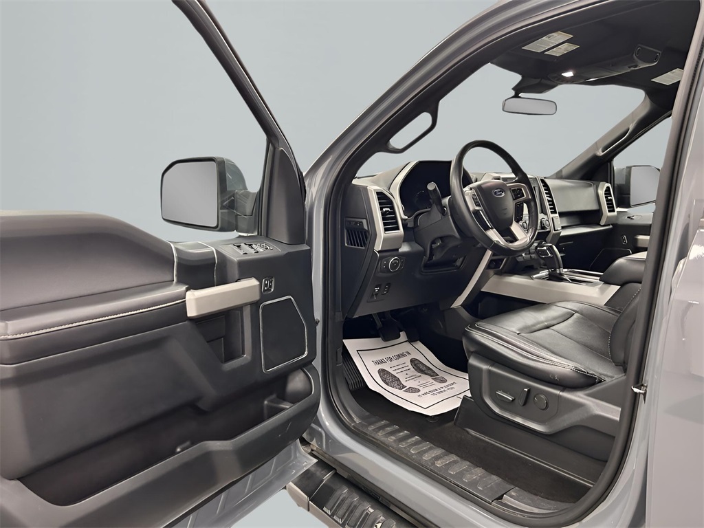 2020 Ford F-150 Lariat photo 7