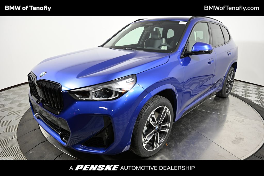 2026 BMW X1 28i's photo