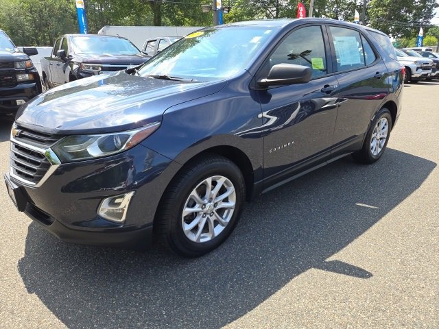2018 Chevrolet Equinox LS photo 2