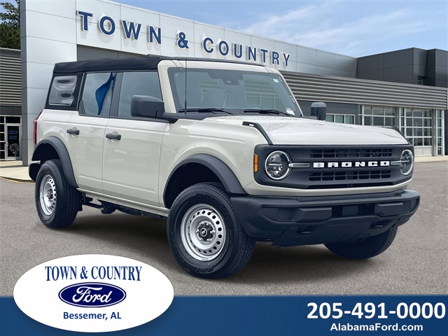 2025 Ford Bronco 4-Door Base's photo