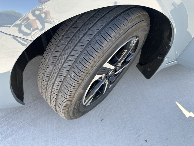 2025 Nissan Sentra SV photo 31