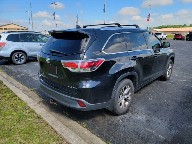 2015 Toyota Highlander XLE photo 2