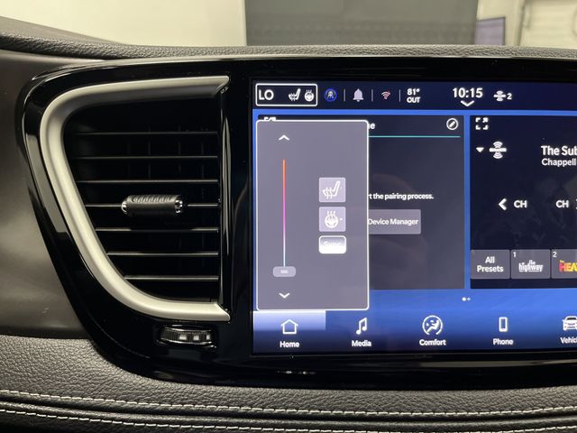 2025 Chrysler Pacifica photo 7