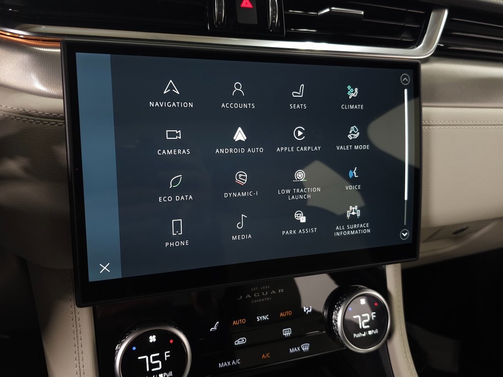 2026 JAGUAR F-PACE - Image 24
