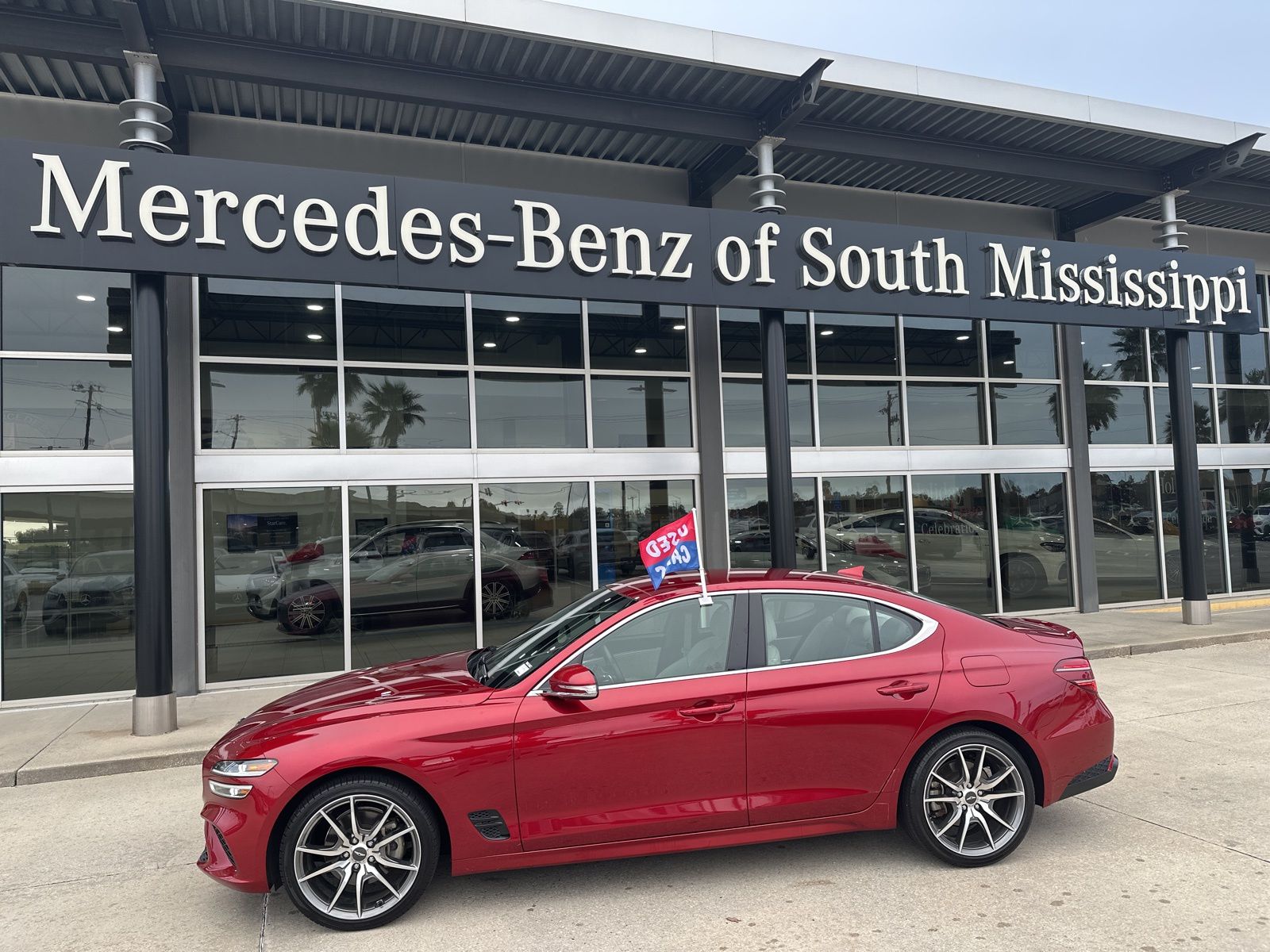 2023 GENESIS G70 Standard's photo