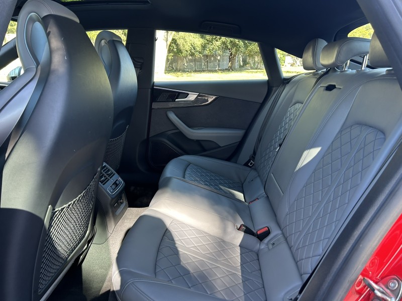 2022 Audi S5 Prestige photo 19