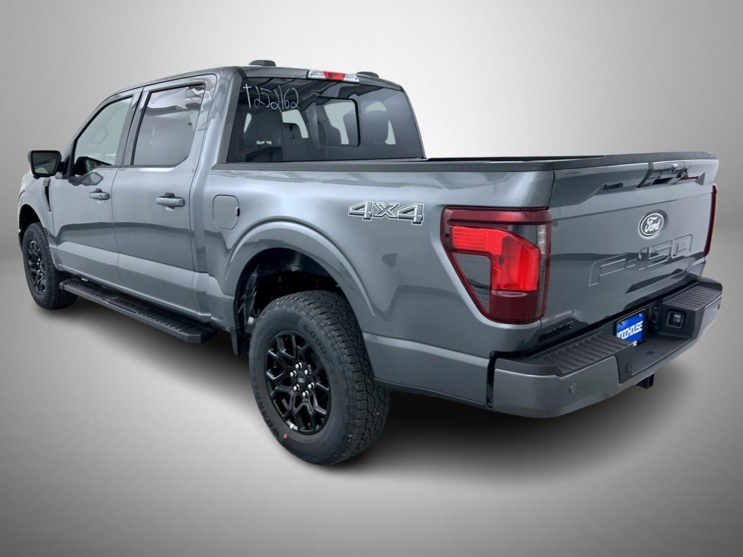 2025 Ford F-150 XLT photo 4