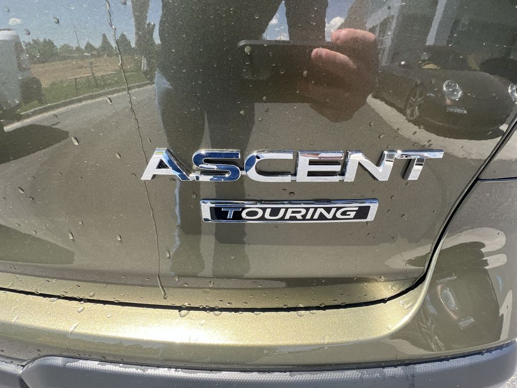 2025 Subaru Ascent Touring photo 30
