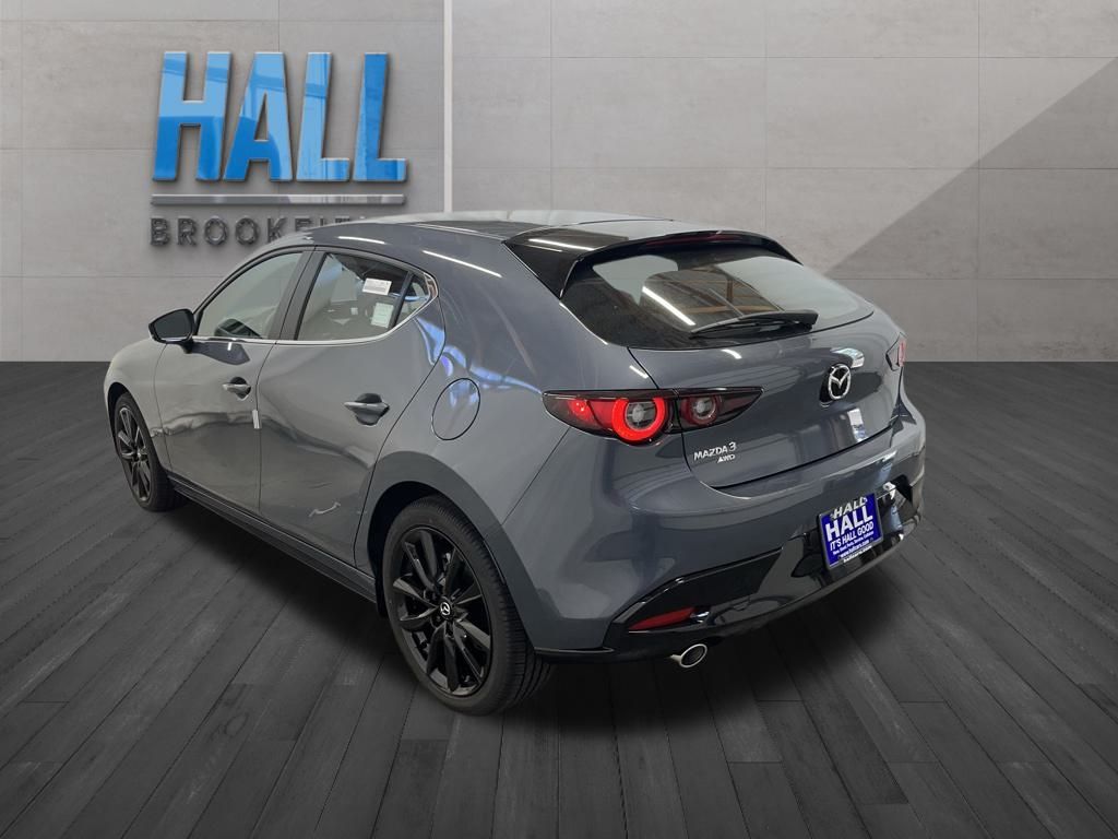 2026 Mazda Mazda3 Hatchback 2.5 s Carbon photo 3