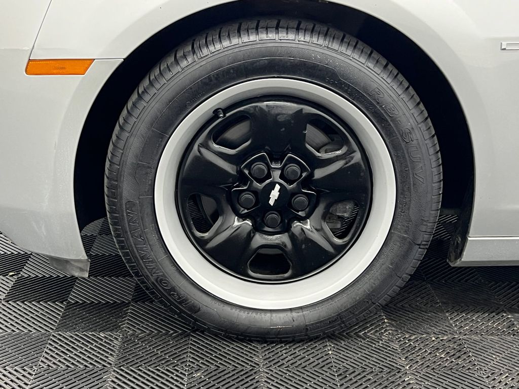 2013 Chevrolet Camaro 1LS photo 10