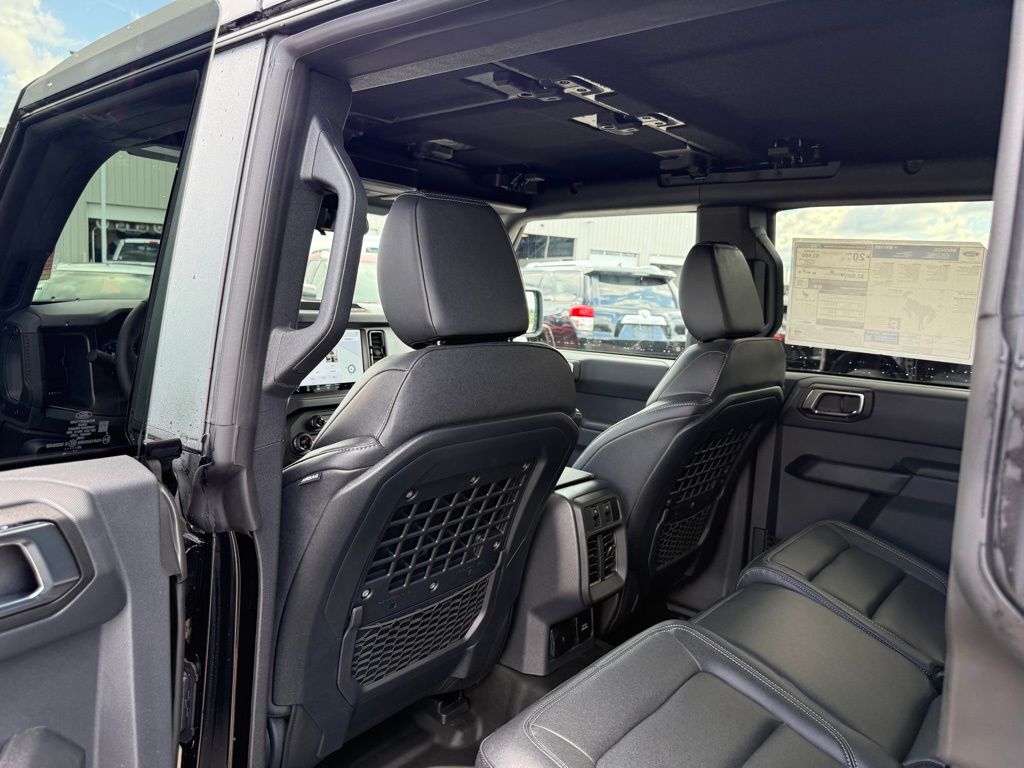 2025 Ford Bronco Big Bend photo 8