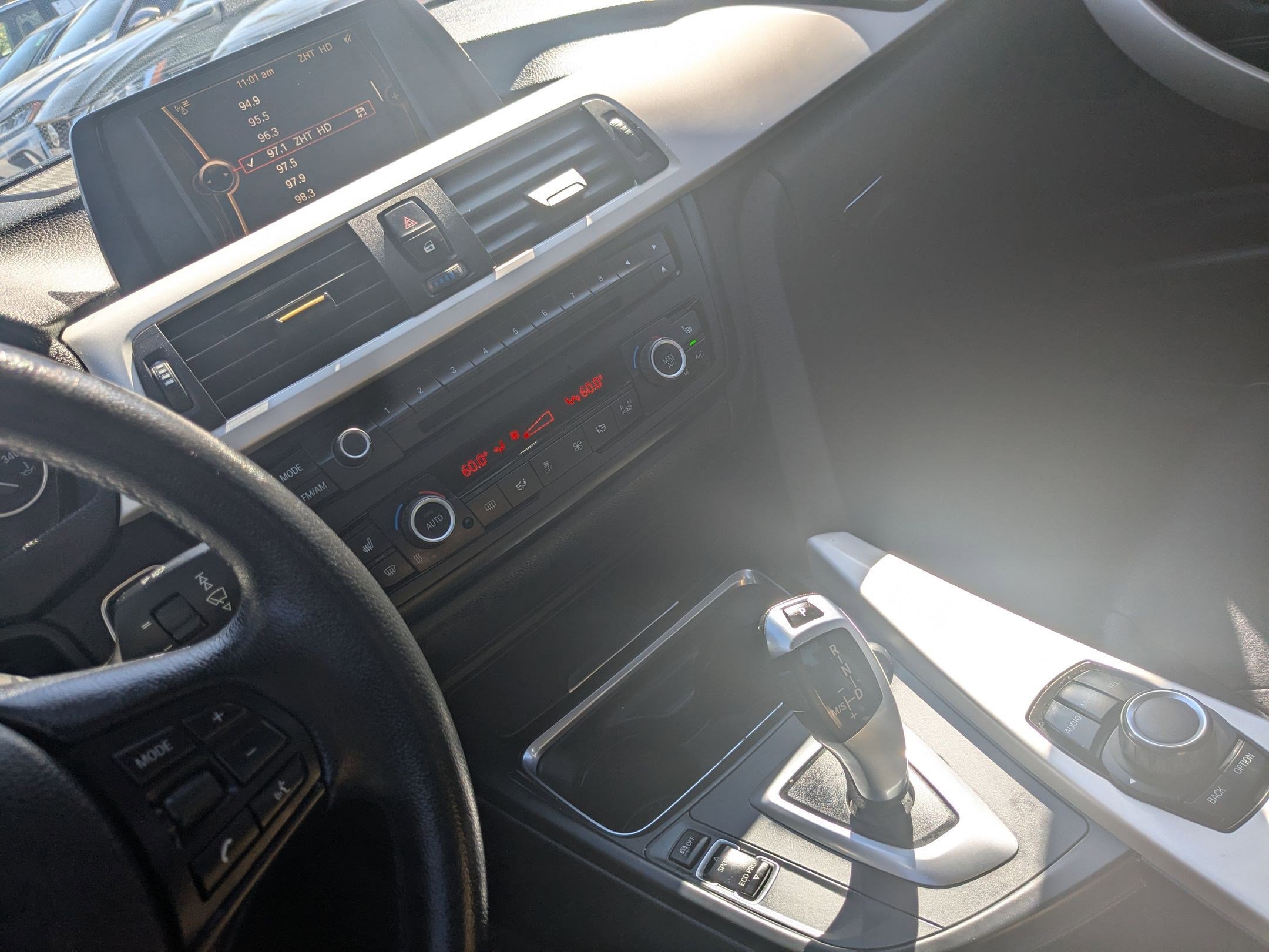 2013 Bmw 320i SA photo 12