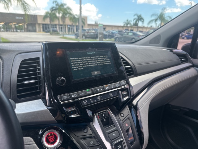 2022 Honda Odyssey Touring photo 9