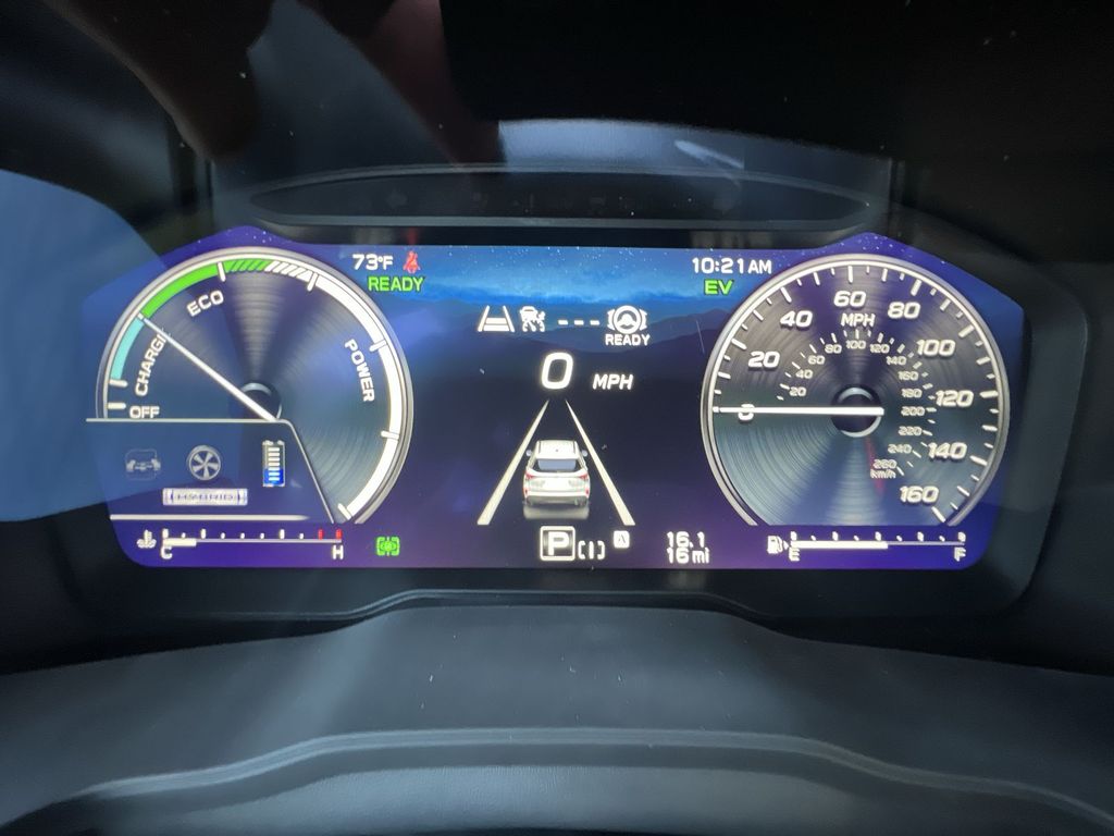 2025 Subaru Forester Touring photo 11