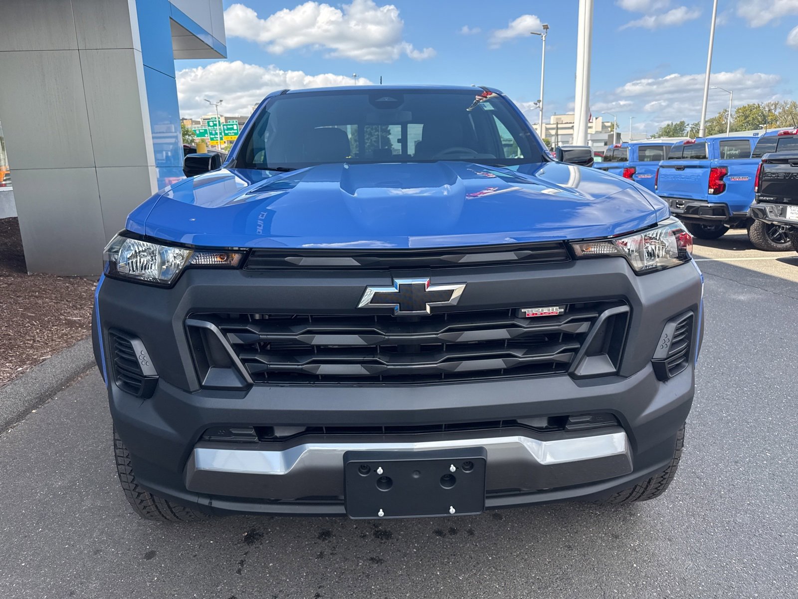2026 Chevrolet Colorado Trail Boss photo 3